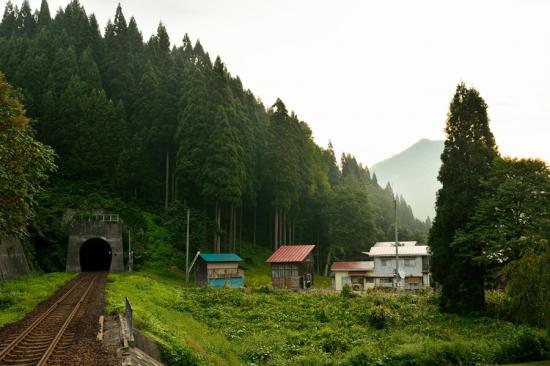 慌てずに正々堂々と秘境駅に行ってきたから写真うｐする_4.2719740718418E+96