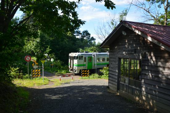 悔やまずに正々堂々と秘境駅に行ってきたから写真うｐする_3.902185687895E+143